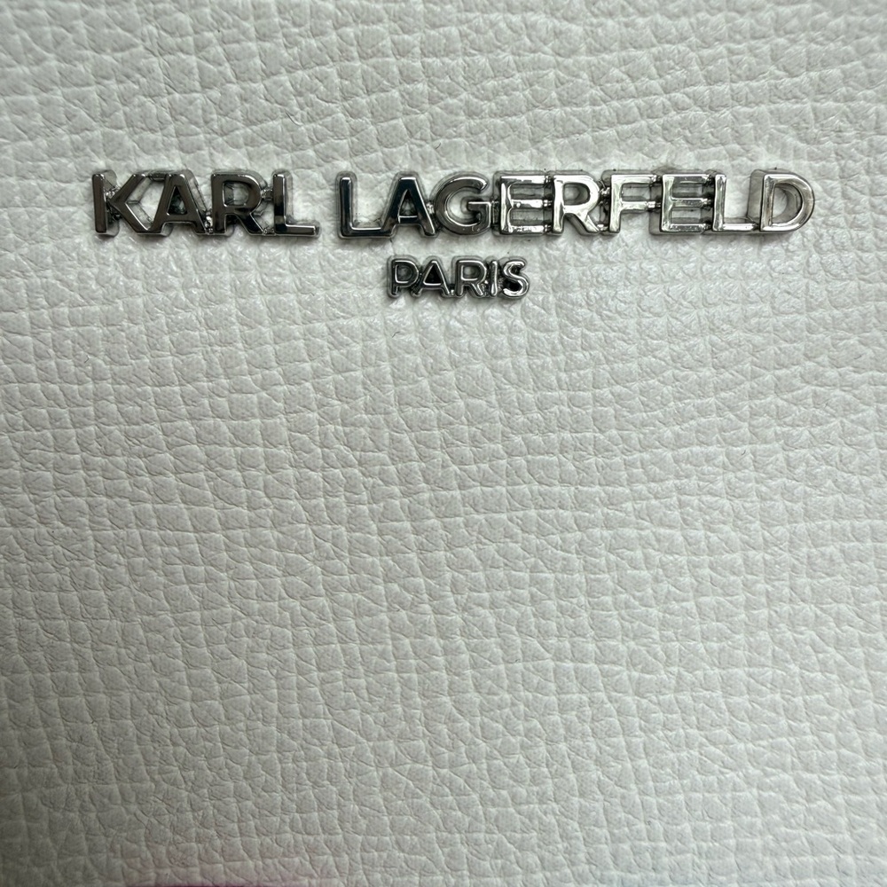 🕶️ Karl Lagerfeld Paris Maybelle Logo Camera Bag – White  NWOT w/ coin pouch - Picture 8 of 13